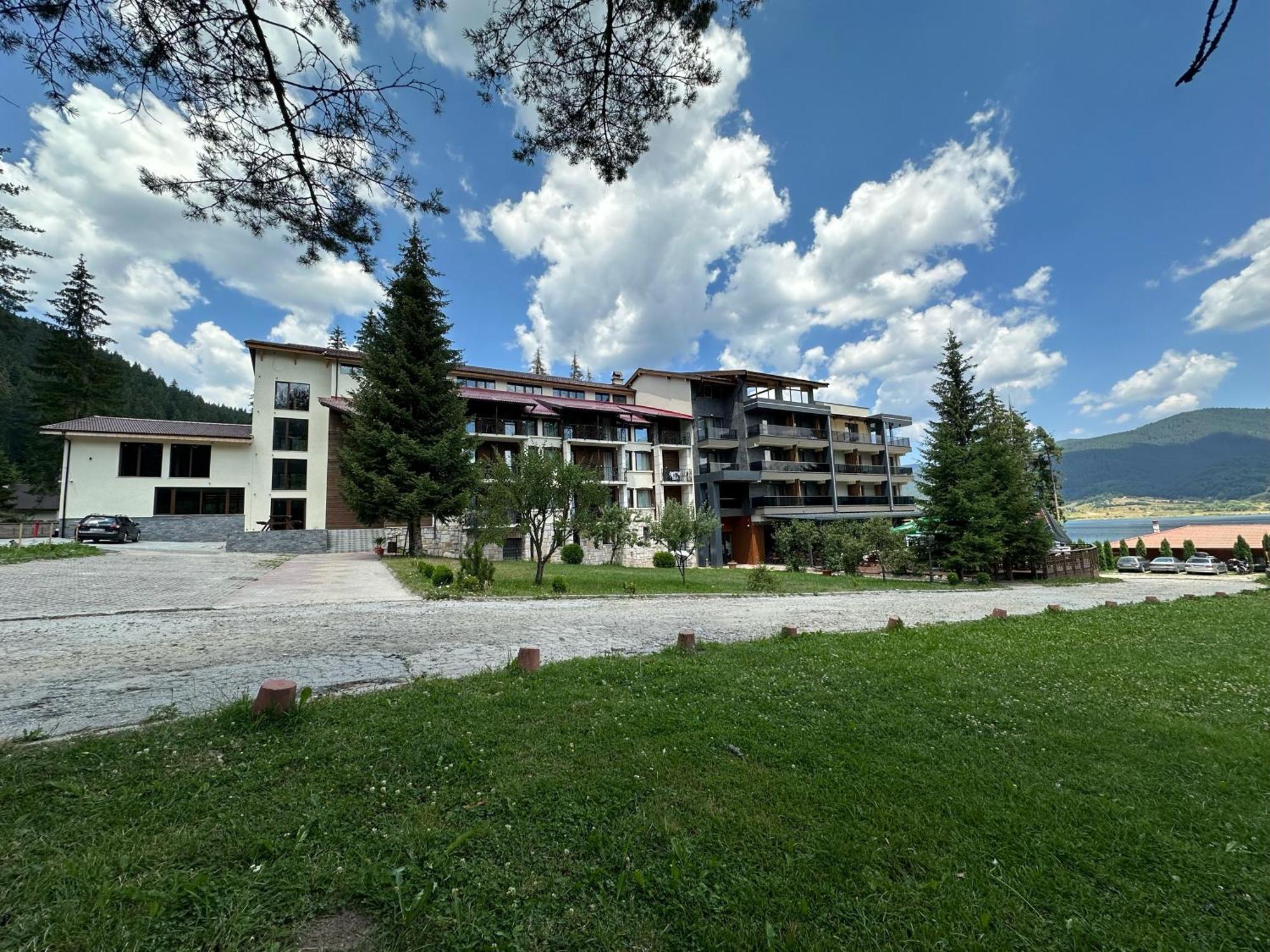 Hotel Merdjan Sarnitsa Extérieur photo